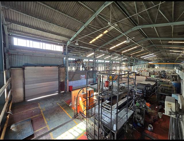 9,058M² FACTORY FOR SALE IN TUNNEY